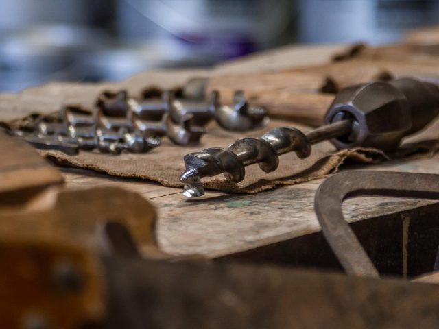 Meilleurs coffrets d’outils pour débutant·e·s : guide et critères