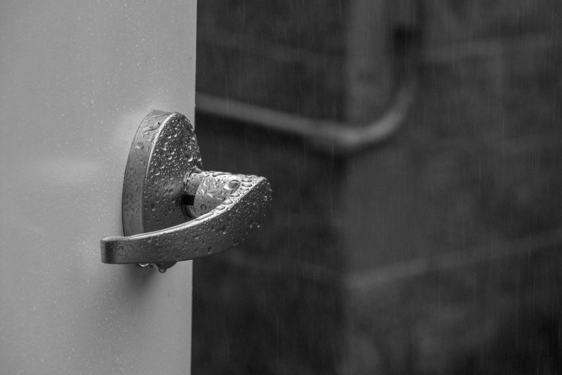 Installer ou remplacer une poignée de porte intérieure